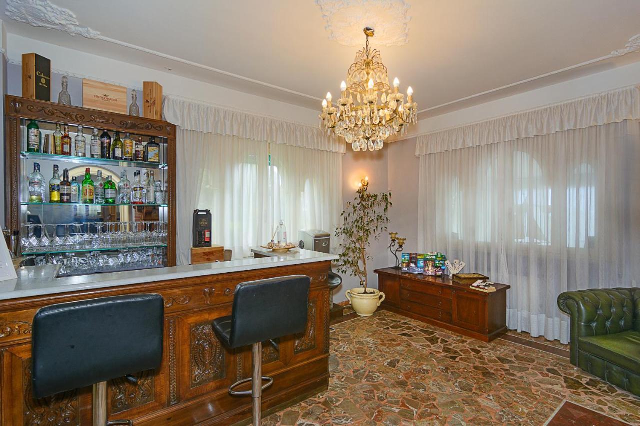 Hotel Poseidon Marina di Pietrasanta Eksteriør bilde