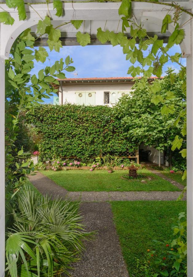 Hotel Poseidon Marina di Pietrasanta Eksteriør bilde